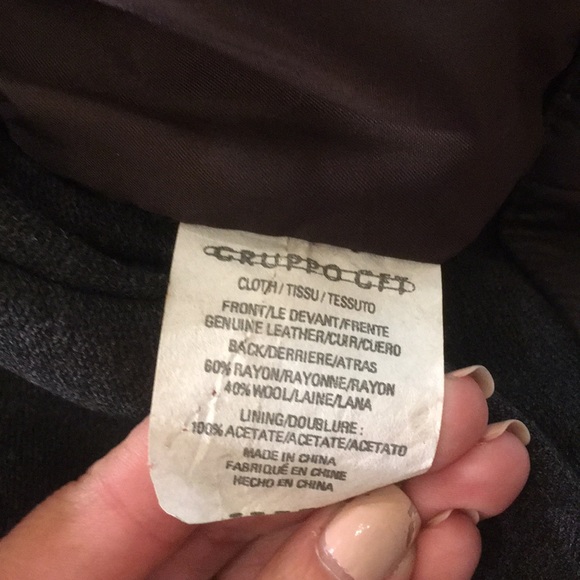 Genuine leather and wool short vest. - Picture 6 of 7